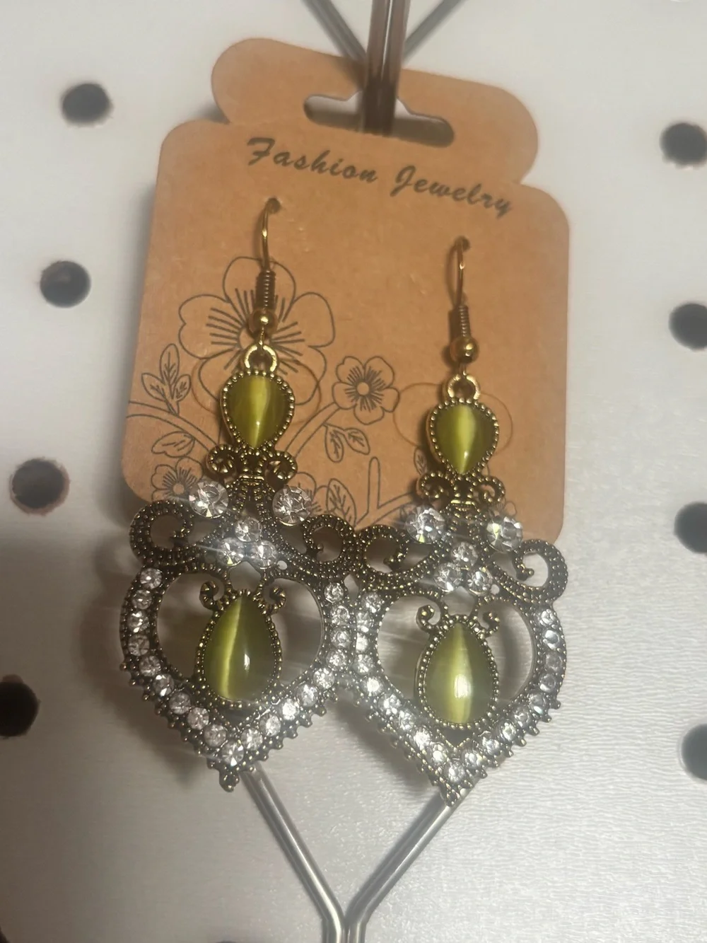 Fashion Jewelry Gold-Tone Heart Dangle Earrings with Green Teardrops